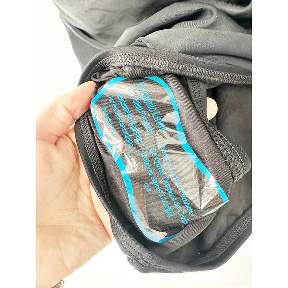 DKNY Solid Black Ruffle Plunge V-Neck One Piece Swimsuit Size 16 NWT - Picture 5 of 7